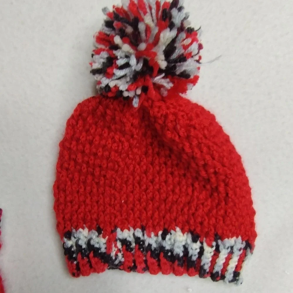 Handmade Knit‎ Sweater & Hat Set Red Multicolor Toddler Size 4T–5T Winter